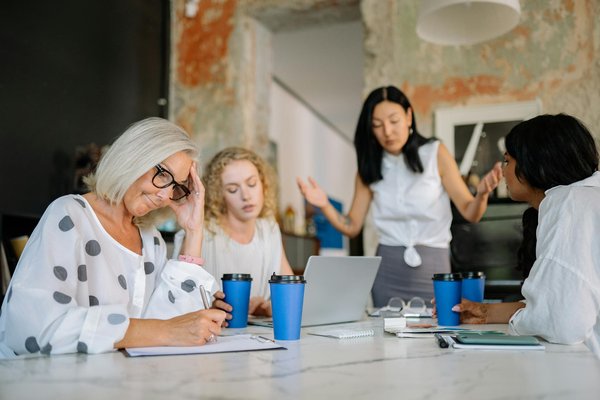 Quels sont les objectifs d'une entreprise commerciale ?